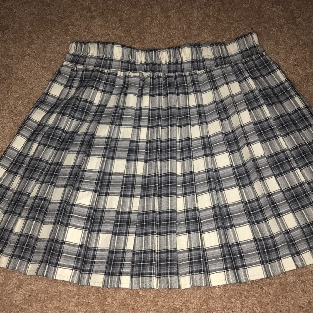 woman’s skirt